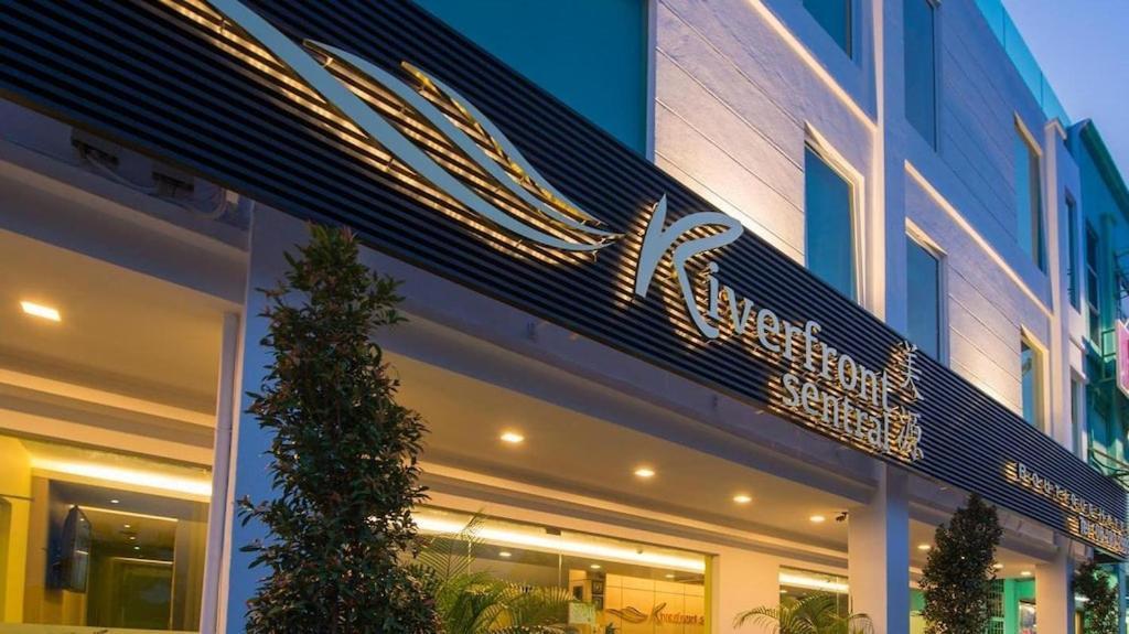 Riverfront Boutique Hotel Malacca Exterior photo